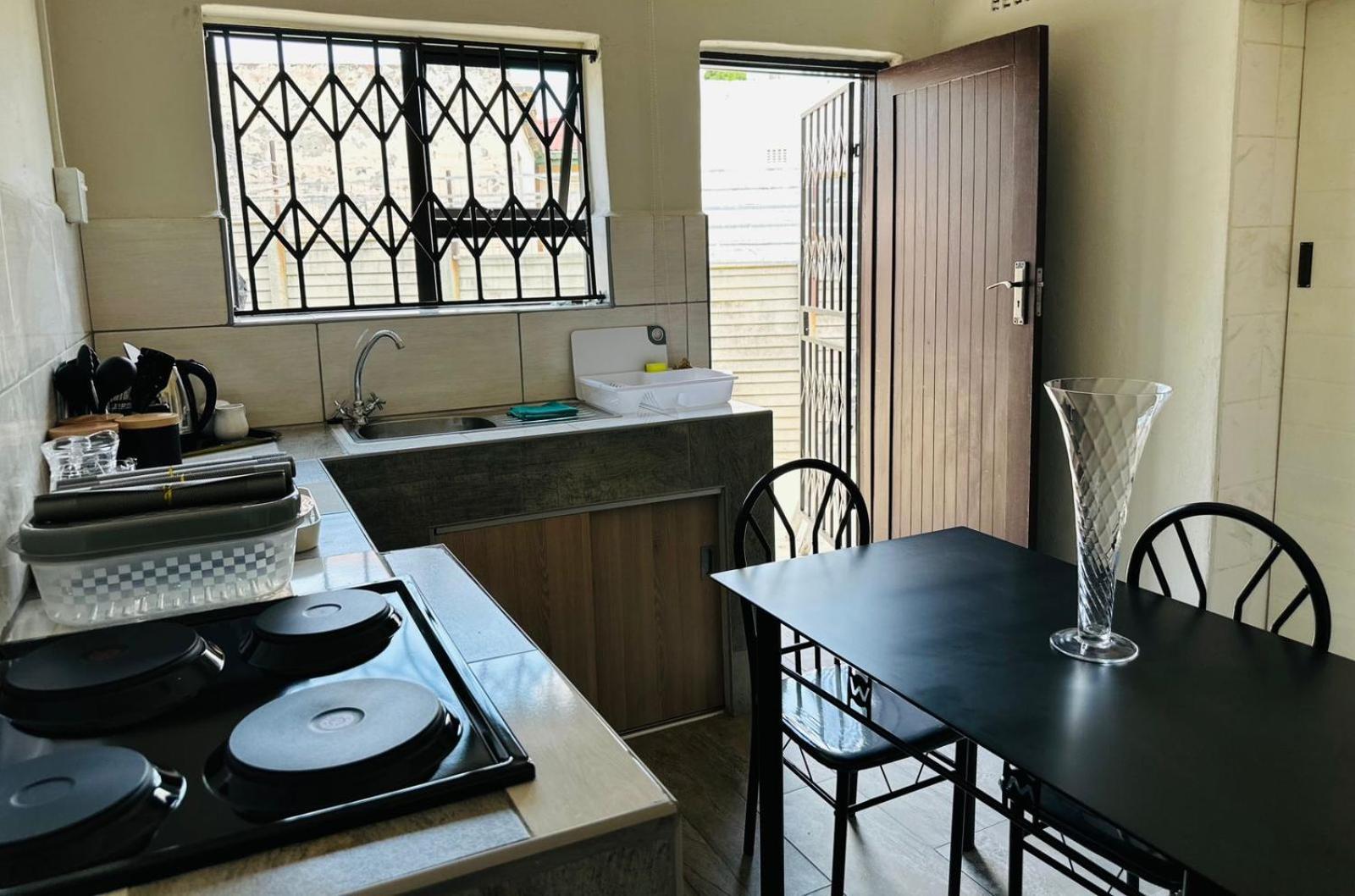 Likehome Guesthouse Krugersdorp Exterior photo