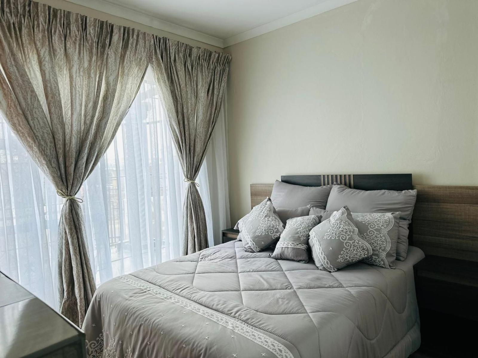 Likehome Guesthouse Krugersdorp Exterior photo